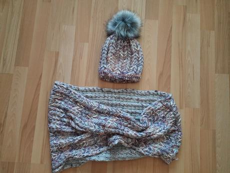 Čiapka a nákrčník set,