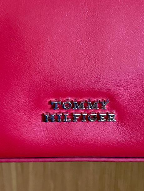 Kožená crossbody kabelka zn.tommy hilfiger, tommy hilfiger