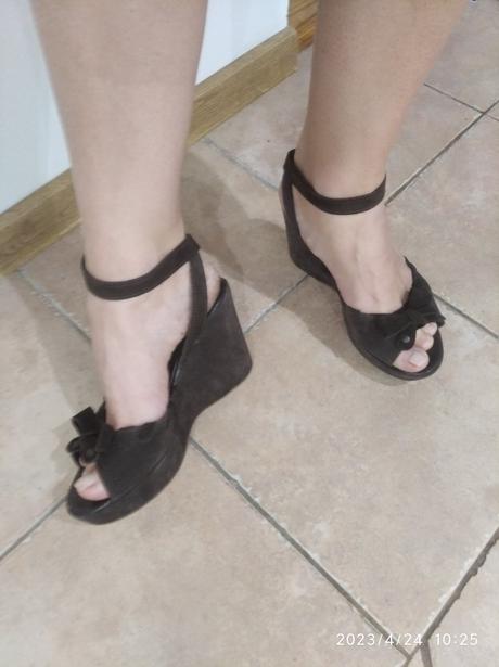 Krásne čokoládové platformy, 38