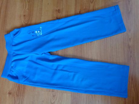 Dievčenské tepláky, 116