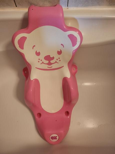 Detske lehatko do vane, 