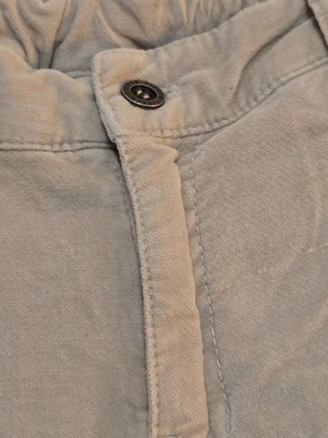 Mencestrove nohavice, 152