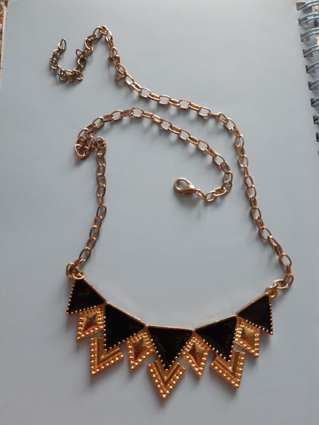 Gumky, pukačky a sponky do vlasov, kik