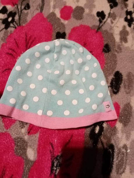 Dievčenske čiapky, 116