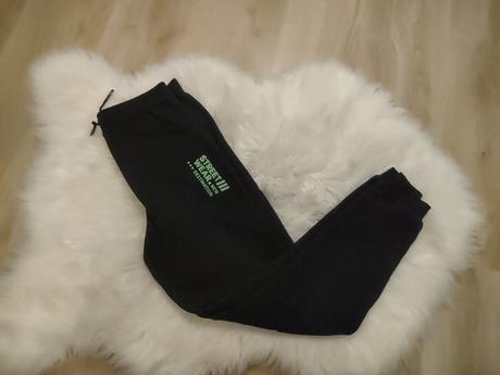 Tepláky, sinsay,152