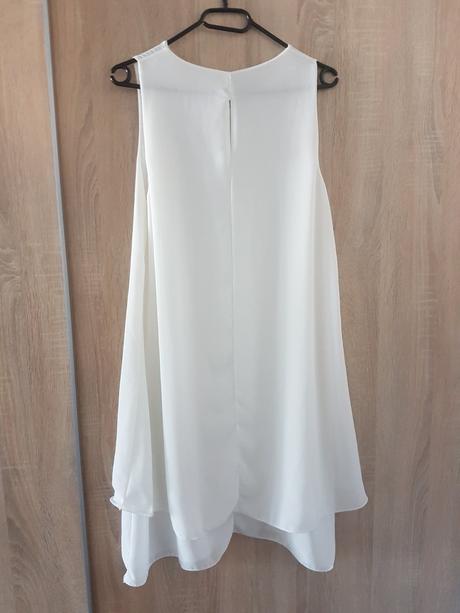 Krásne padavé šaty, l