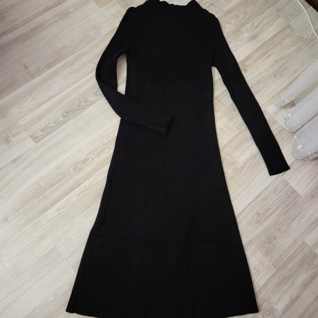 S kvalitne svetrove midi saty, s