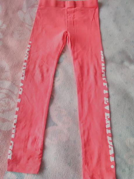 Legíny s nápisom po stranách, pepco,128