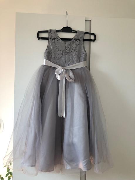 Dlhé slávnostné šaty, 116