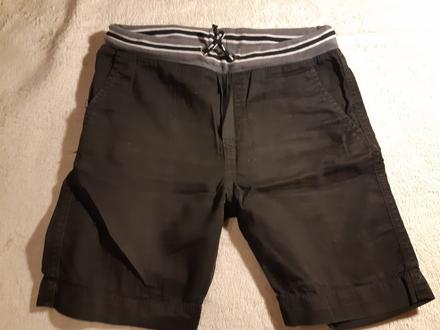 Veľmi štýlové kraťasy, h&m,116