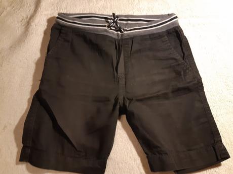 Veľmi štýlové kraťasy, h&m,116