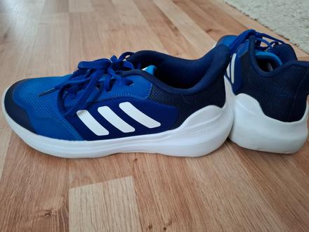 Adidas tenisky, adidas,38