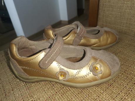 Topánočky zn. jela, 28
