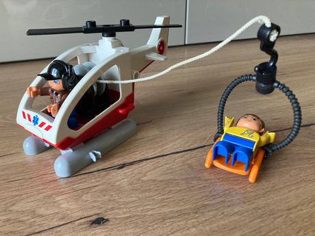 Lego duplo - smetiarske auto,vrtuľník,postavičky 5, 