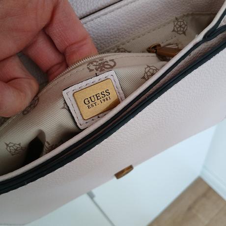Guess pudrovo-ružová crossbody, guess