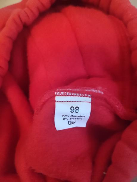 Tepláky s volánikmi, 92