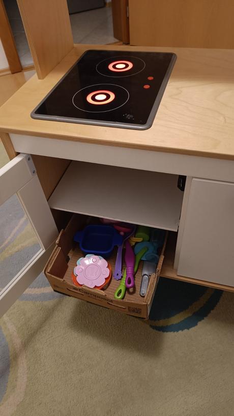 Detska kuchynka ikea s prislusenostvom, 