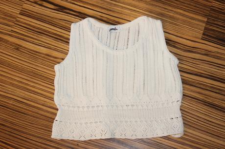 Pletený top pools v. s, s