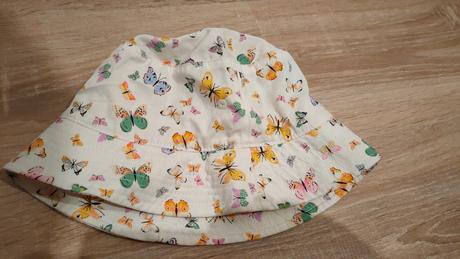 Klobúčik s motýlikmi, h&m,110