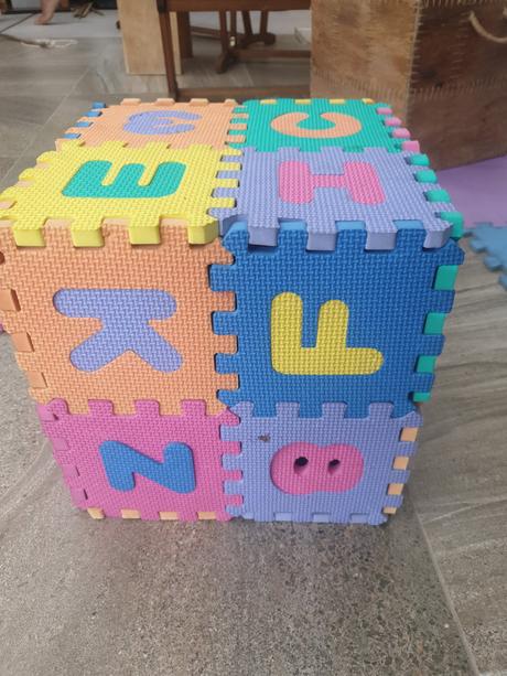 Penovy kobercek s abcdou 35ks+2cudzojazyčné knižky, 