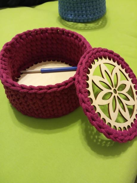 Košíček hackovany, 