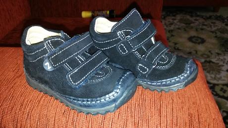 Detske topanky nove nenosene cislo 20, naturino,20