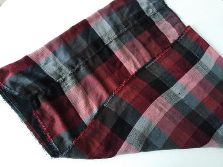 Jednoduchý károvaný šál /tunel, 