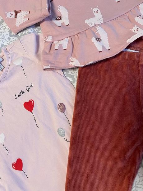 Krásny konplet, super stav, tričko ovs + ca set, ovs,86