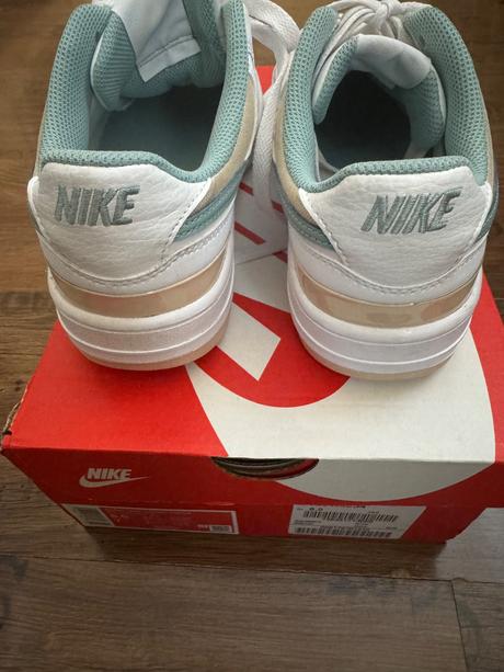 Kožené tenisky nike gamma force, nike,40