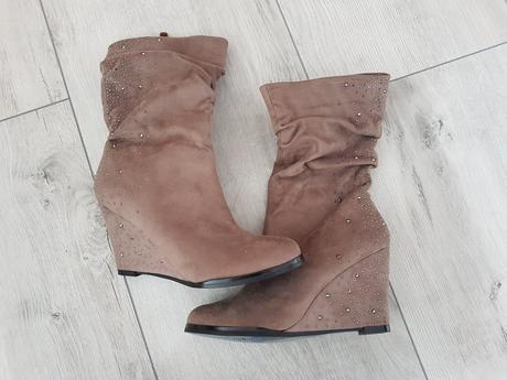 Cizmy na platforme len vyskusane, 37