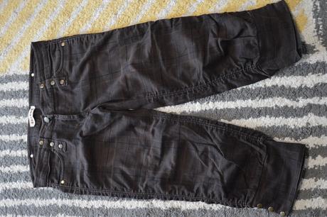 Trojštvrťové nohavice, 38