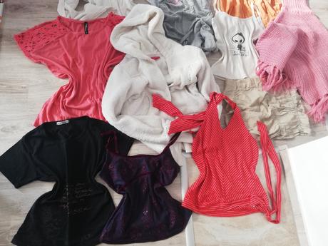 Balík oblečenia xs a s, s