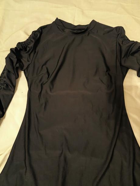 Čierne šaty s vsitou podprsenkou, l