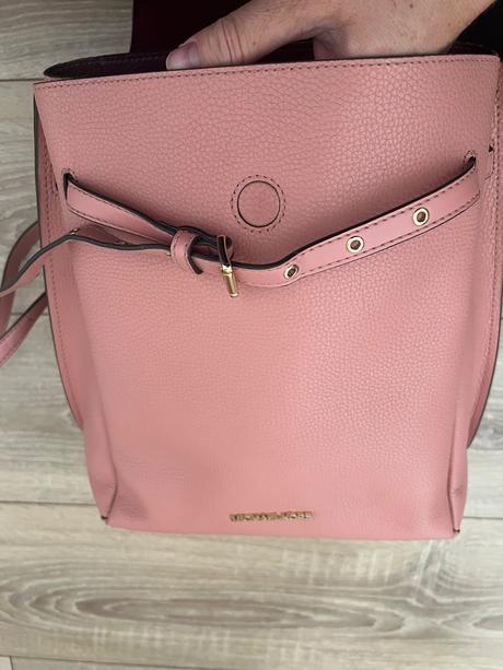 Krasny lososovy batoh michael kors, michael kors