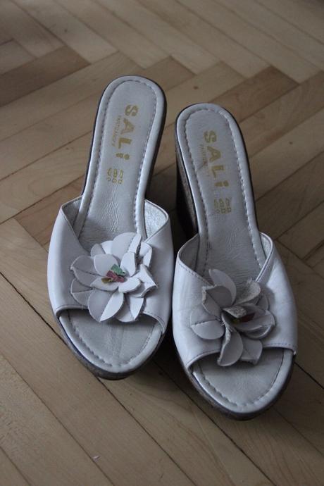 Kožené šlapky, 40