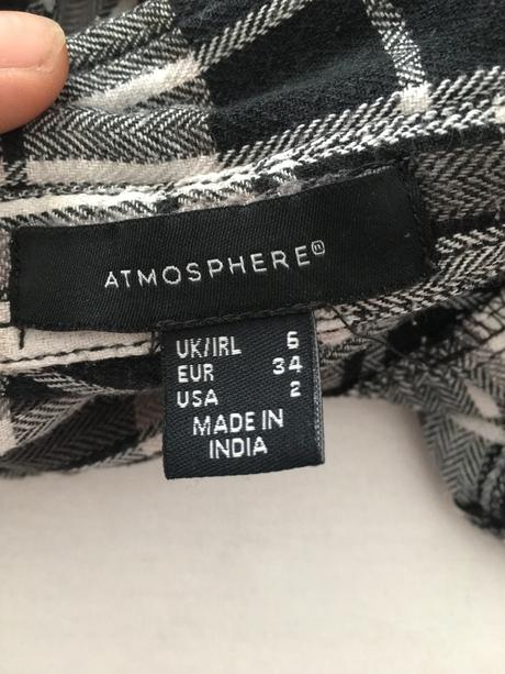 Károvaná košeľa, atmosphere,34