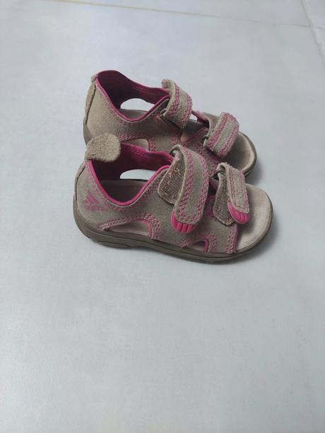 Adidas sándalky, adidas,22