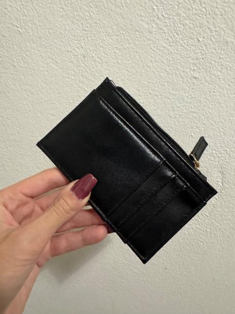 Peňaženka malá, house