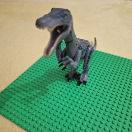 Lego jurassic world veľký baryonyx barionyx,