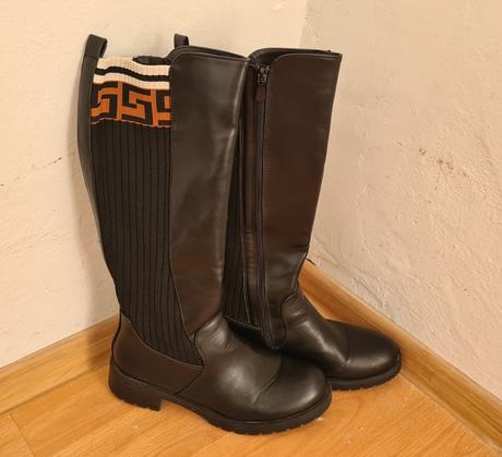 Vysoké čižmy s farebnou gumou, 40