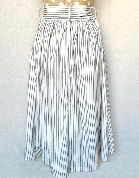 Sukňa s ľanom a vreckami, xs