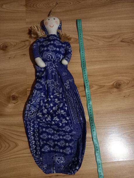 Handrová bábika ľudová,