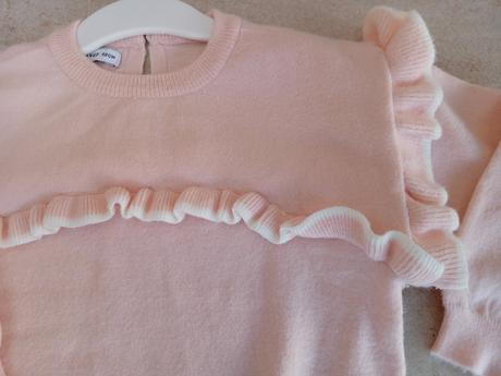 Nový pulovrík, reserved,92