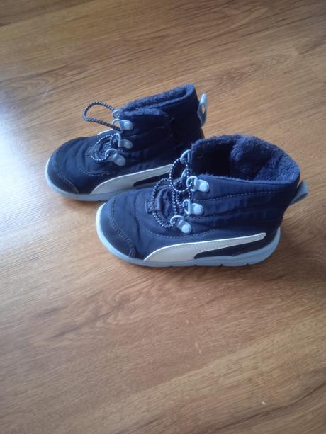 Predám zateplené  topánky puma, puma,23