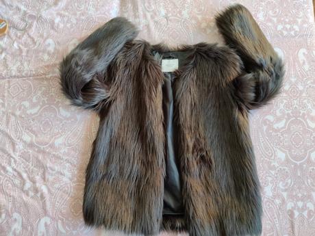 Chlpatá bundicka, s