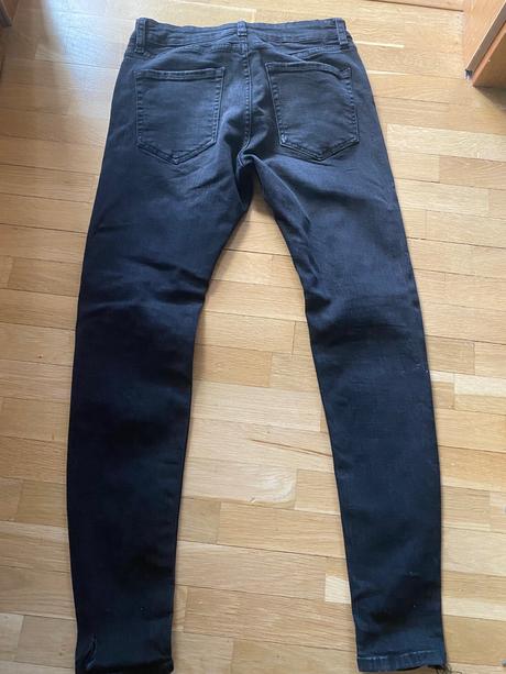 Rifle cierne, bershka,28