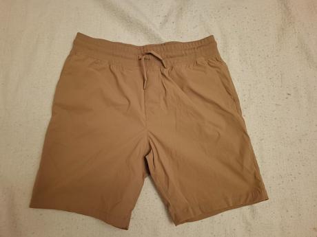 Šortky,  kraťasy, 152