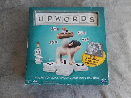 Upwords spoločenská hra, 