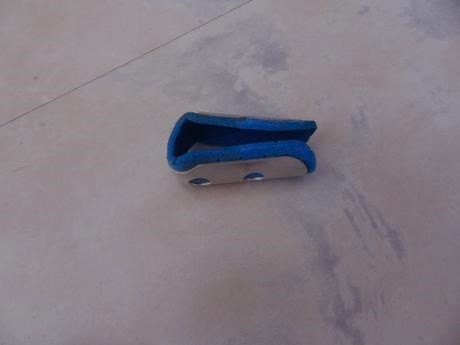 Hlinikový stabilizátor prsta,