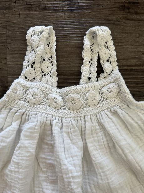 Áčkový skrátený top na ramienka, lindex,128